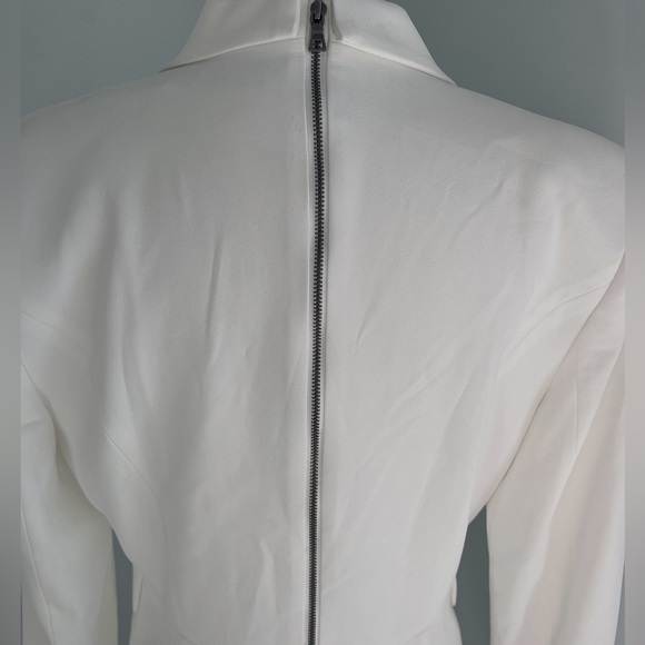 Alice+Olivia  KYRIE TUXEDO SKORT ROMPER - Picture 11 of 16